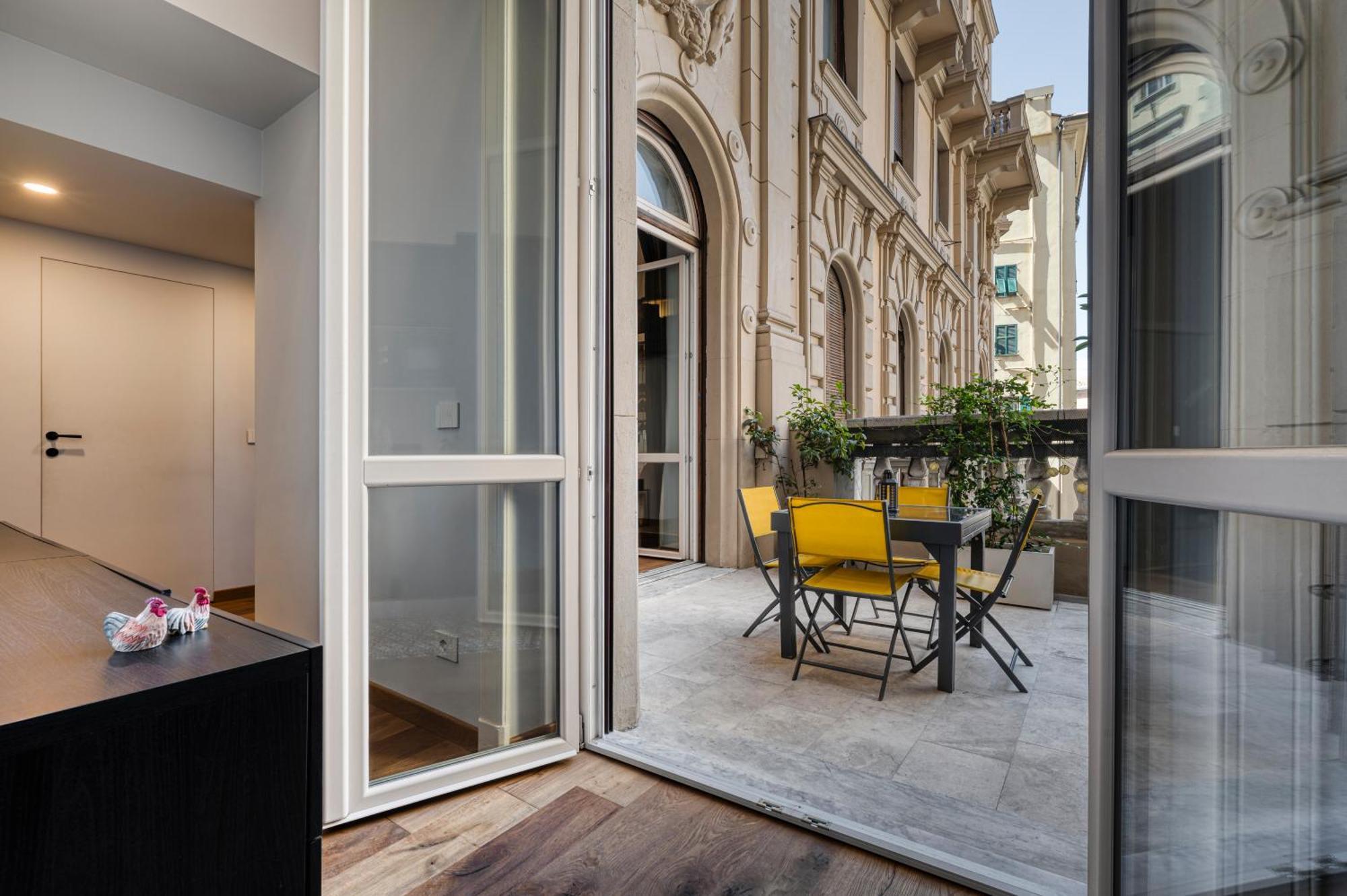 T-Loft Apartment Genoa Luaran gambar